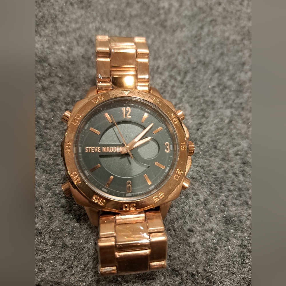 Steve Madden Rose Gold Statement Watch NWOT
